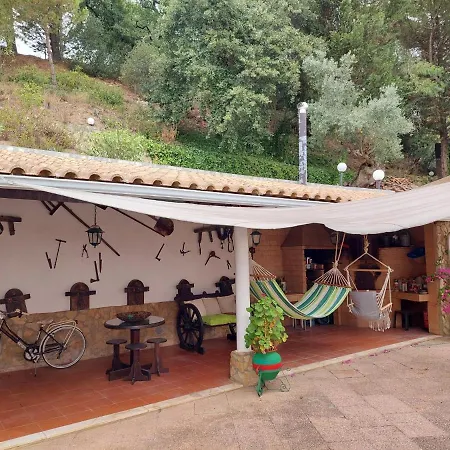 Casa Rustica Com Piscina E Jardim