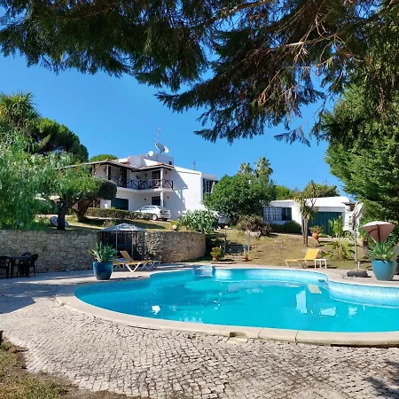 Πανσιόν Casa Rustica Com Piscina E Jardim Calhandriz