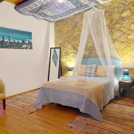 Casa Rustica Com Piscina E Jardim